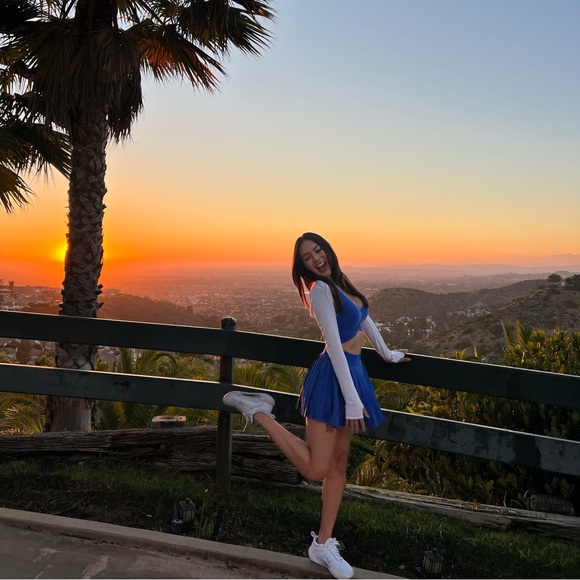 MEET YOUR POSH AMBASSADOR✨🧿 - Picture 5 of 16